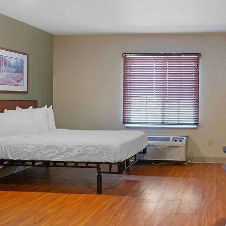 Extended Stay America Select Suites - Kansas City - South - I-49 Екстериор снимка