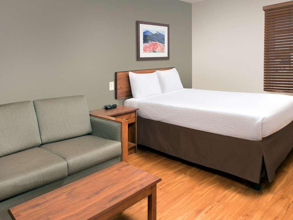 Extended Stay America Select Suites - Kansas City - South - I-49 Стая снимка