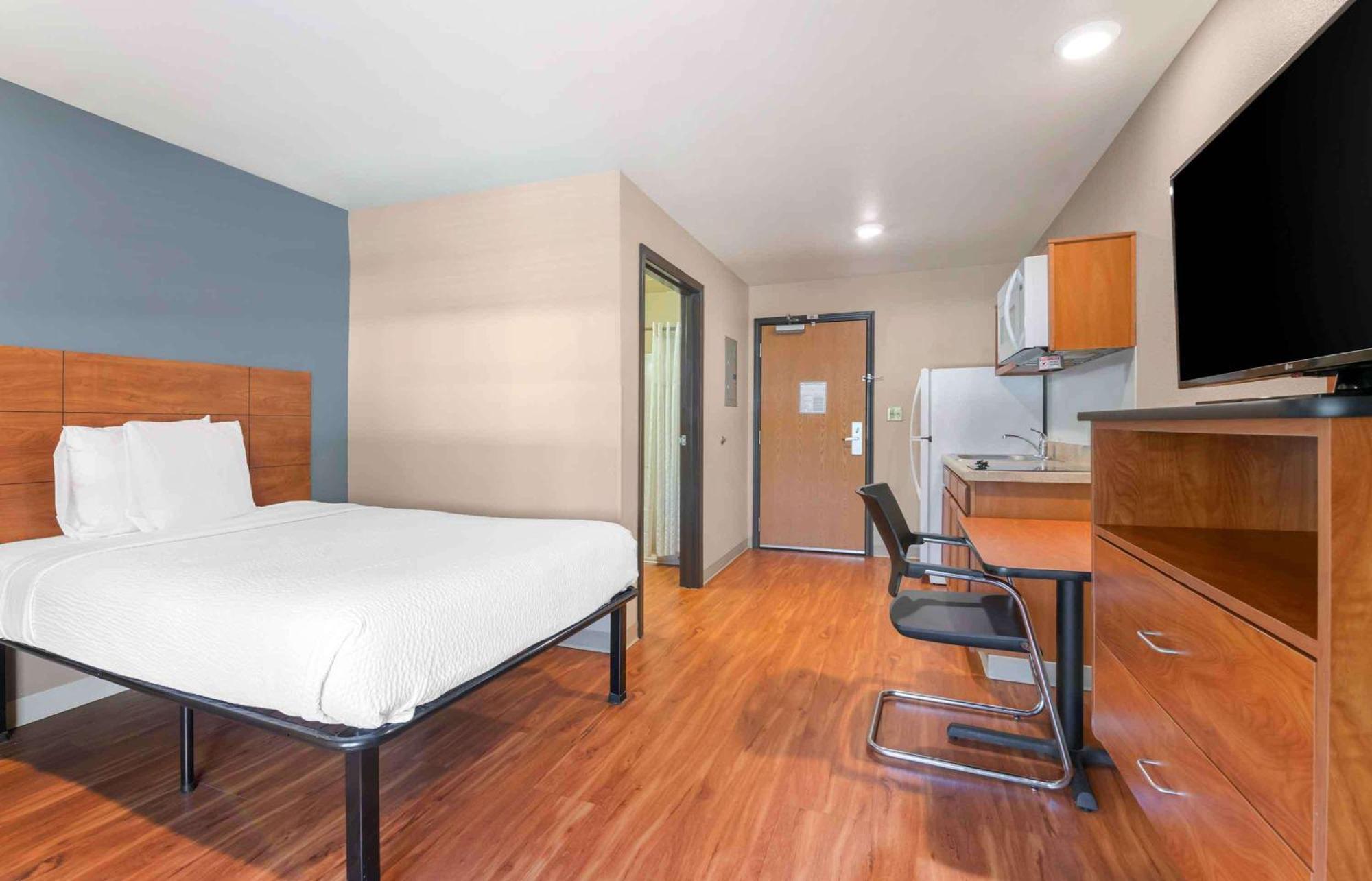 Extended Stay America Select Suites - Kansas City - South - I-49 Екстериор снимка