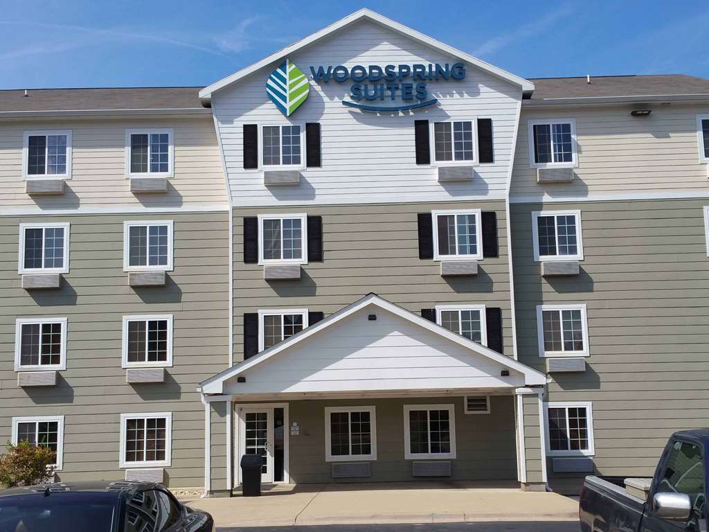 Extended Stay America Select Suites - Kansas City - South - I-49 Екстериор снимка